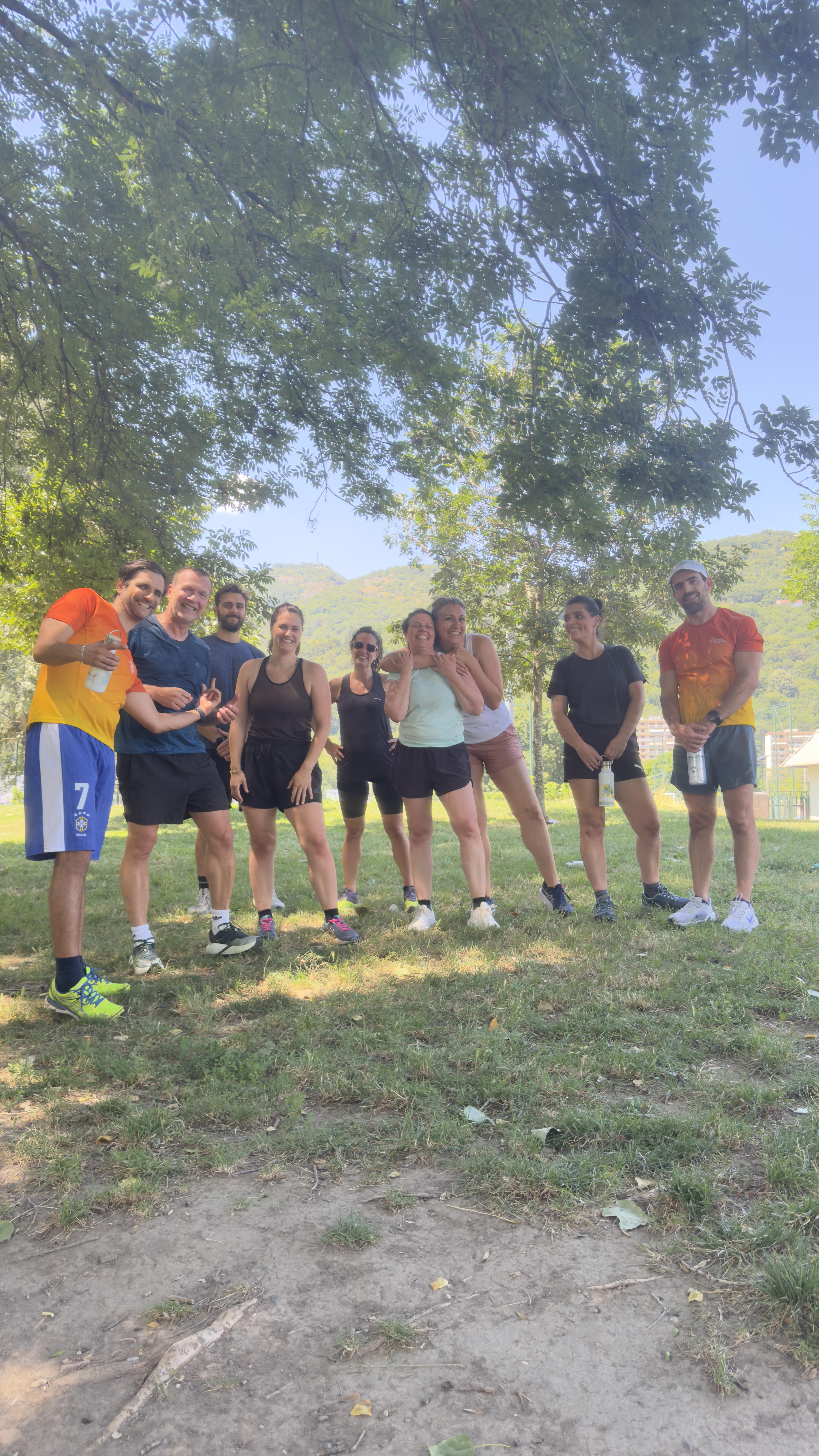 Cours collectif de sport en groupe